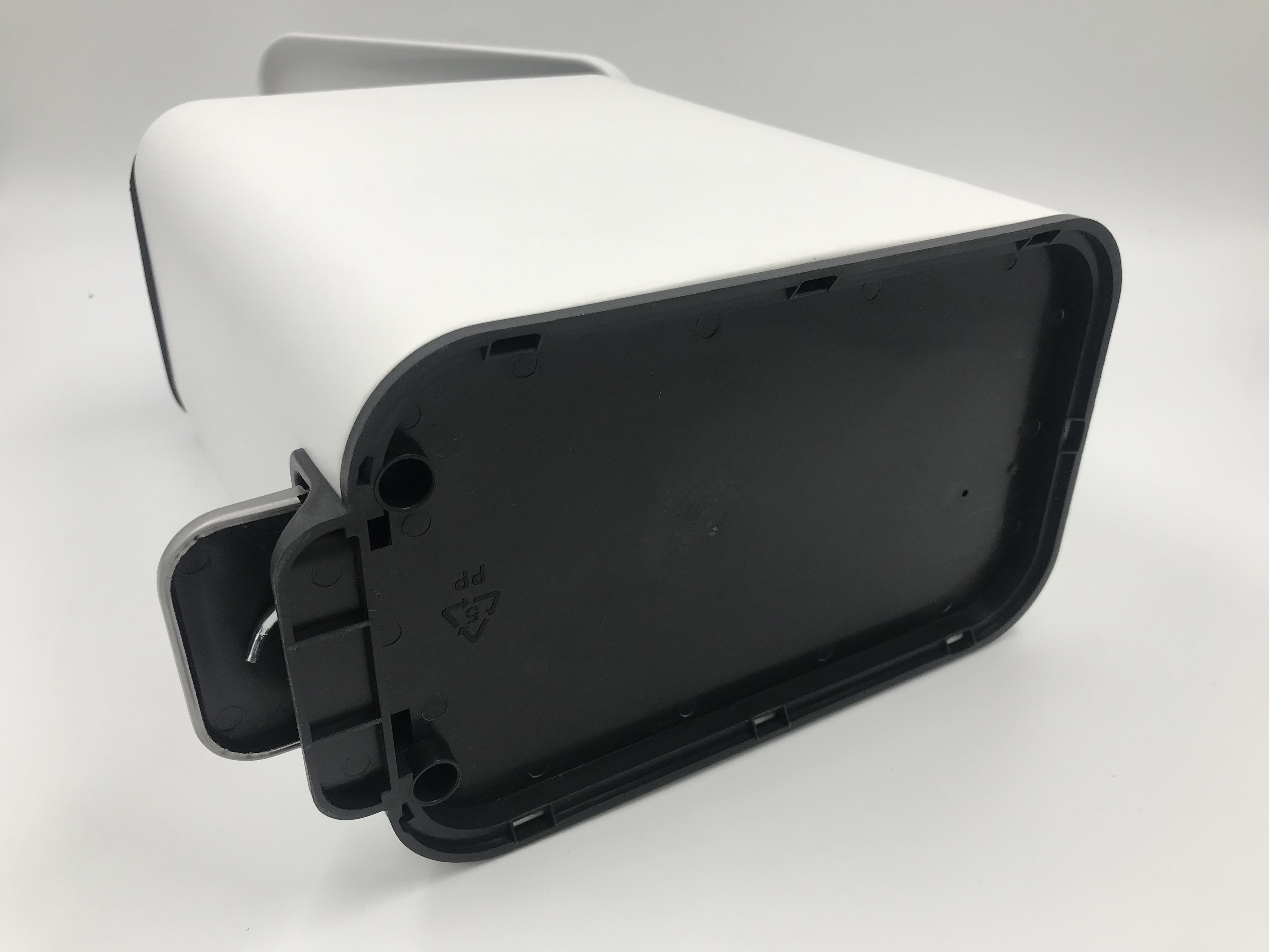 2024 Modelos populares Slim Space estrecho Save Baño Batio Blanco Batón Trash Can Pedal Step Bath CAN