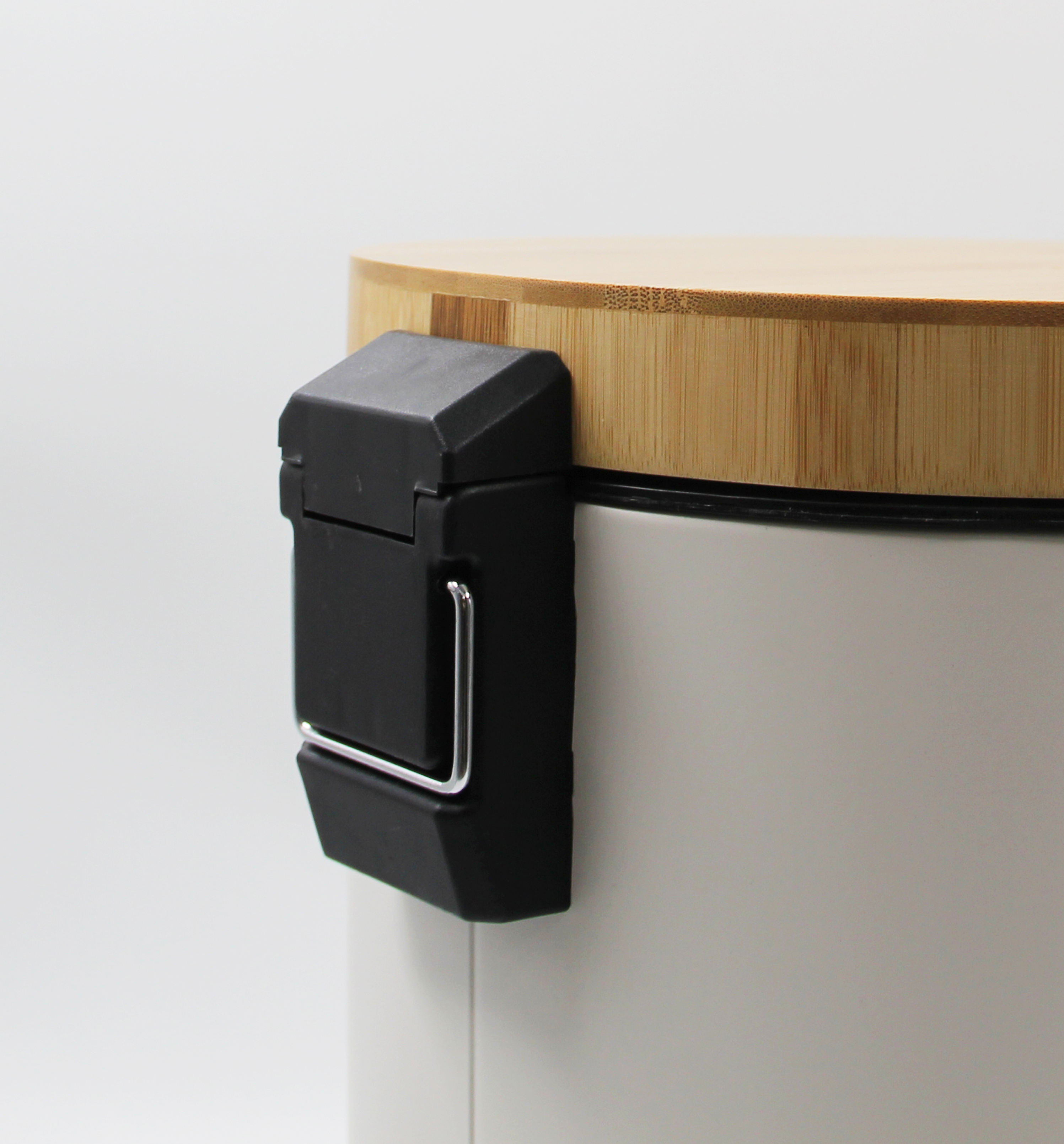 Bamboo Tapa de basura Bin Foot Step Hotel Acero inoxidable Bin de acero inoxidable