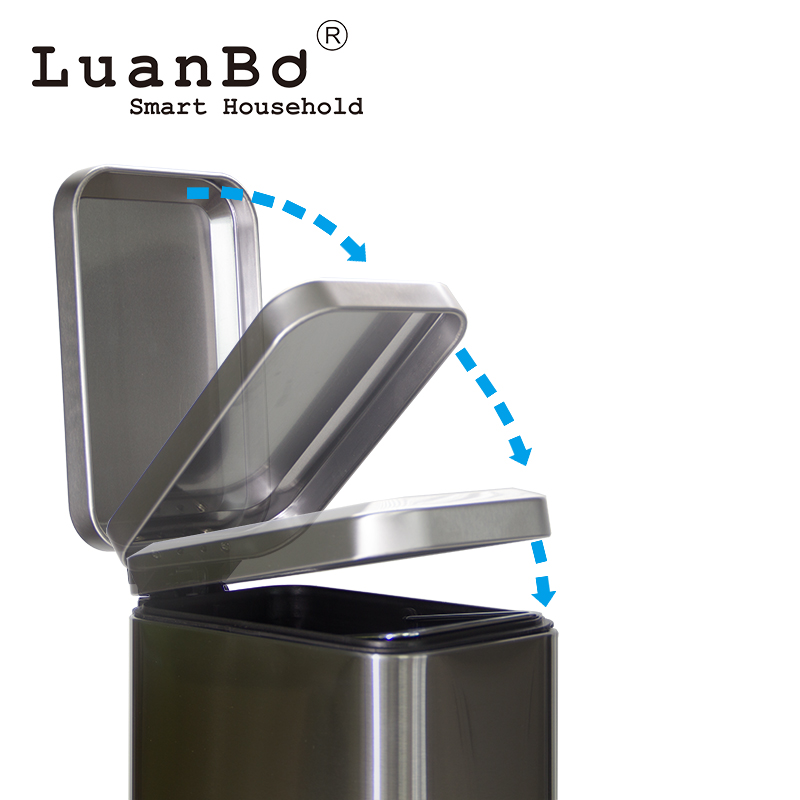 Papelera rectangular con pedal plateado de diseño delgado de 30 litros con tapa suave y cerrada