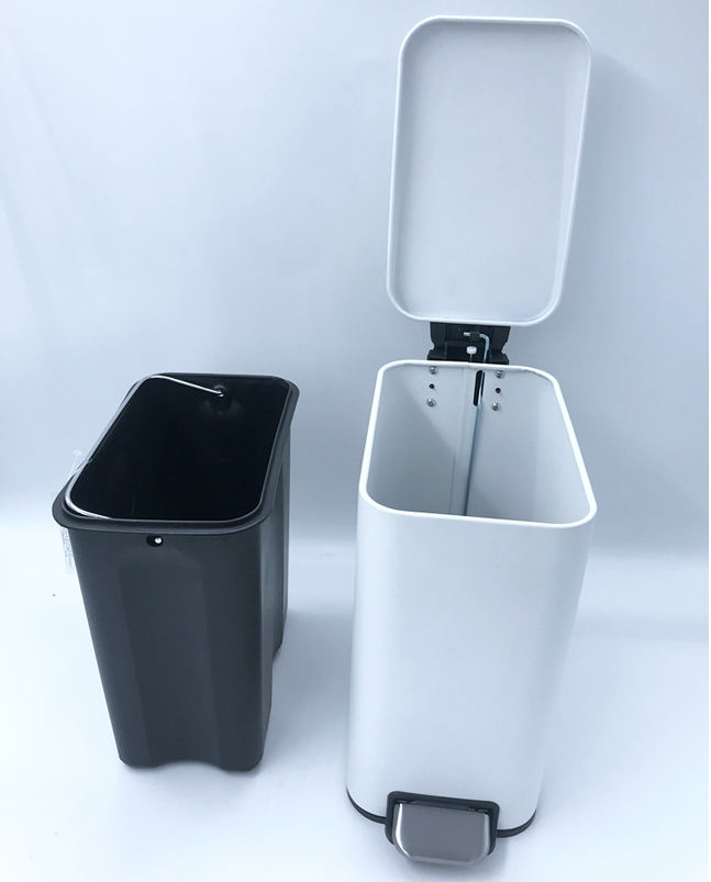 Batón de pedal de pasos de acero con cubo interno para el hogar
