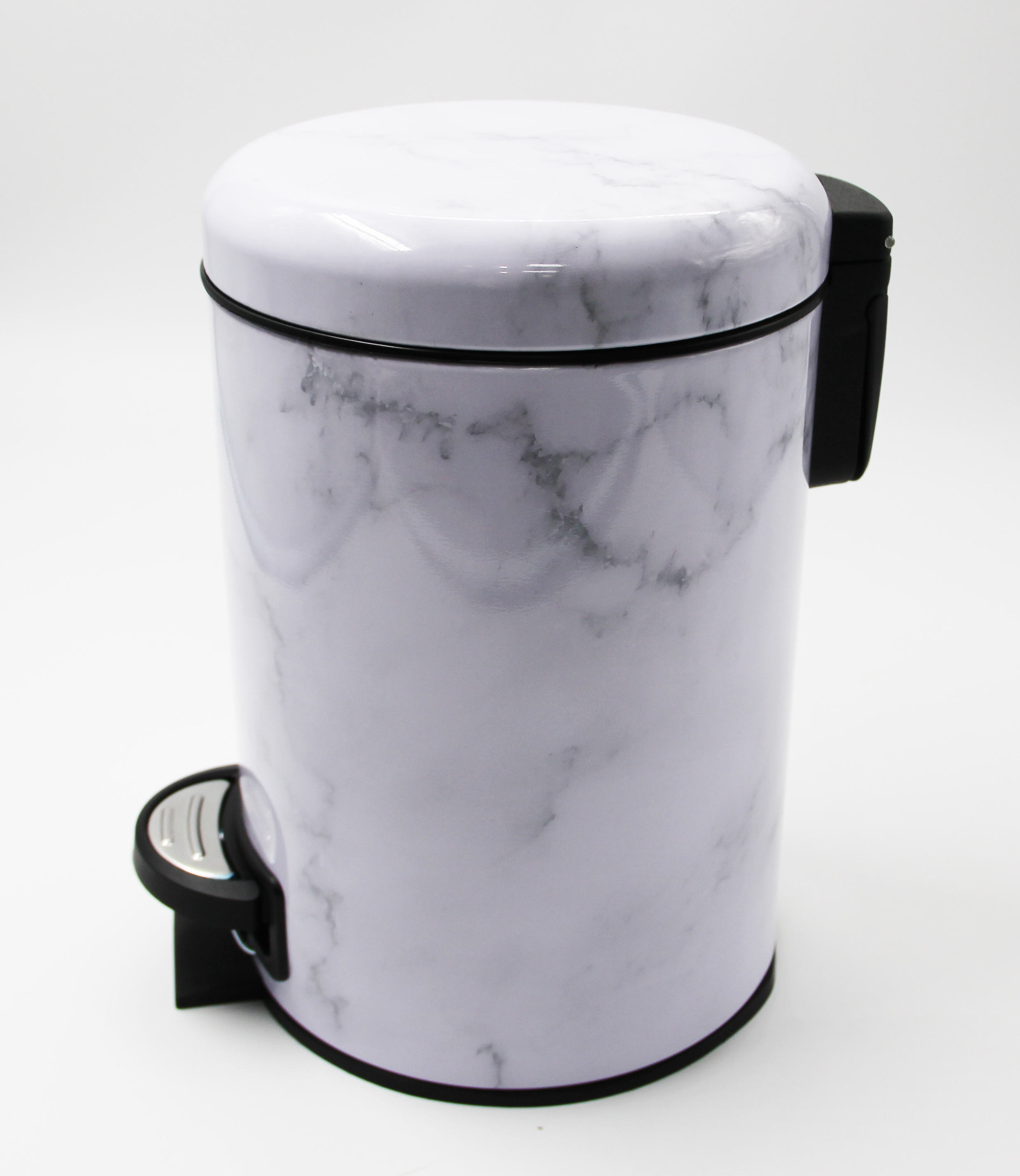 Fabricante chino Pedal Bin 3L Bins de residuos Tipo de pedal Gran tamaño de basura de pedal