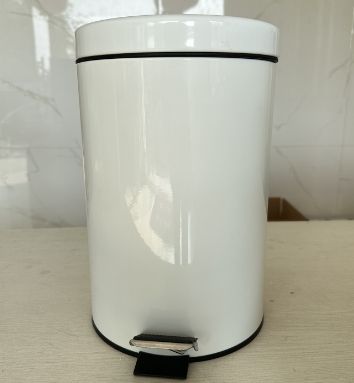 Promocional Varias de buena calidad Castreador de manchas de buena calidad Pedal Bins Bin Steel