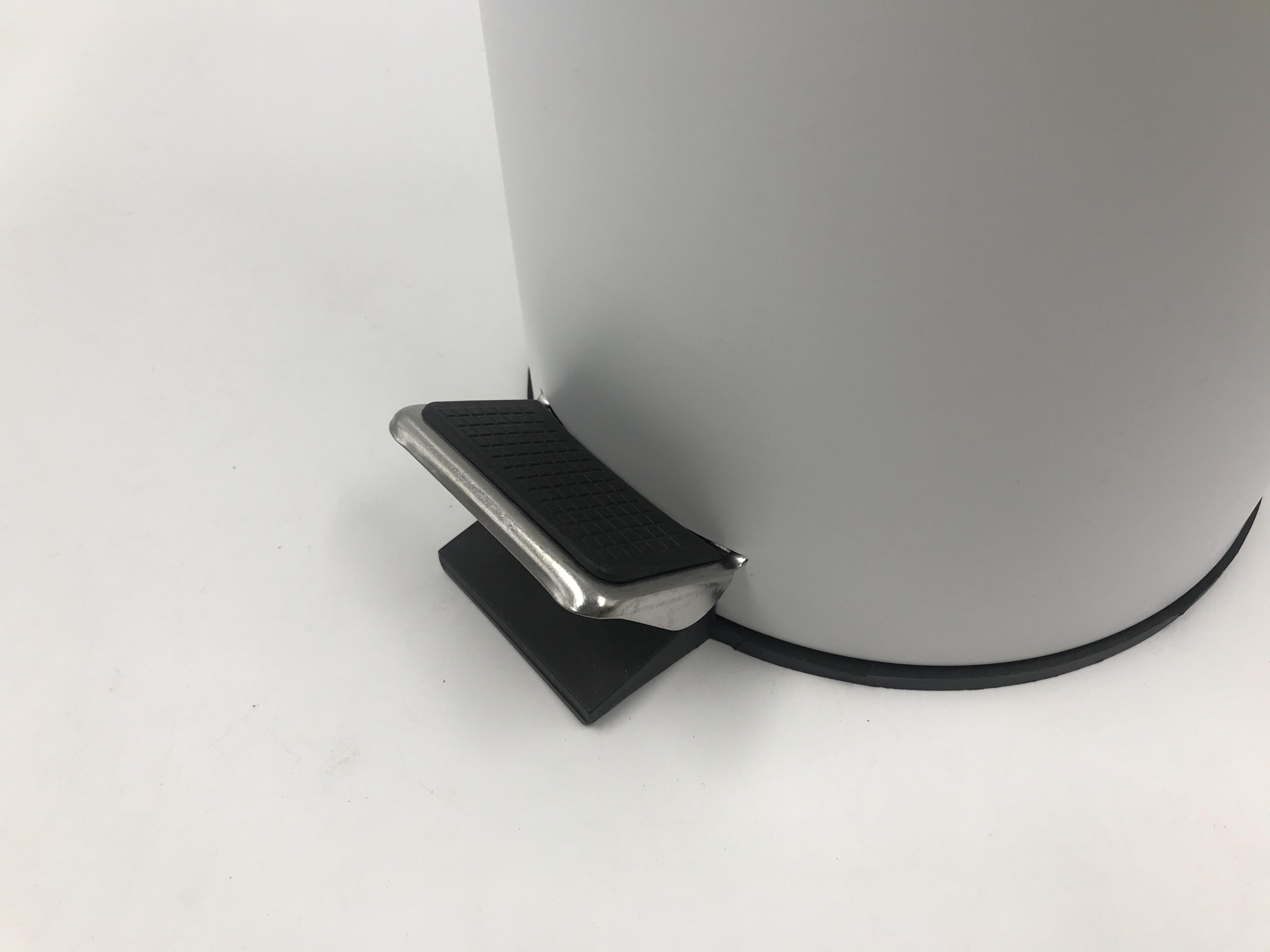 Promocional Varias de buena calidad Castreador de manchas de buena calidad Pedal Bins Bin Steel