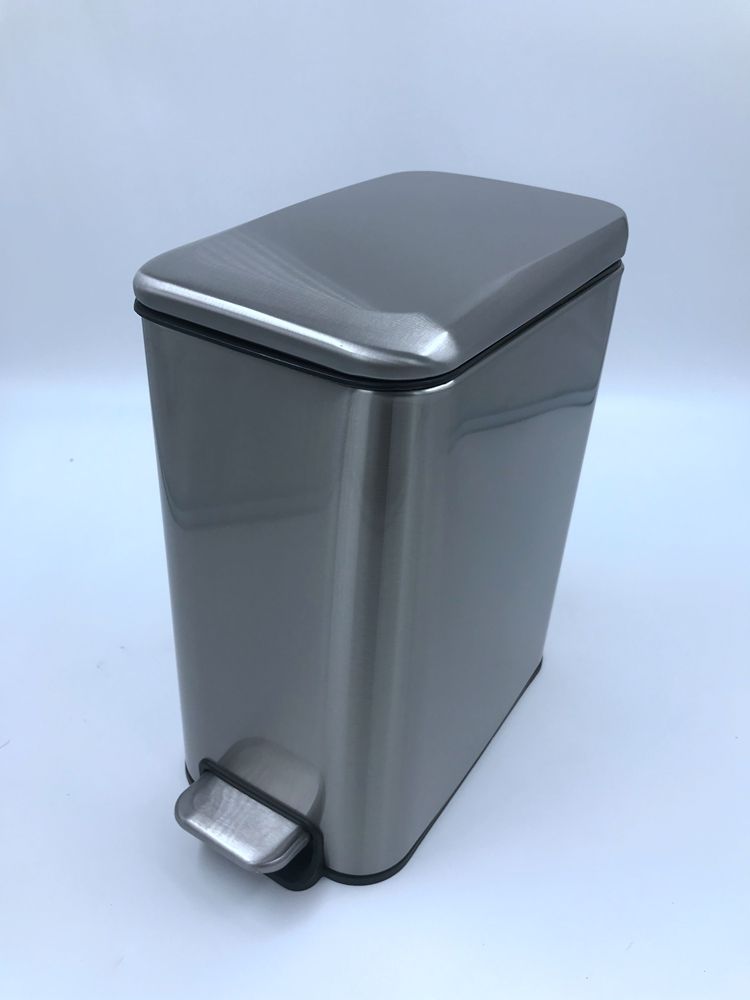 Pedal de pedal delgado rectangular de 5 litros Bin suave cerrado cubierta interna extraíble con mango de transporte