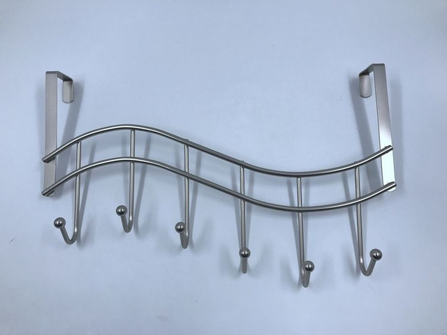 2024 modelos populares duraderos utilizando la puerta de pared de acero inoxidable de bajo precio sobre ganchos de metal
